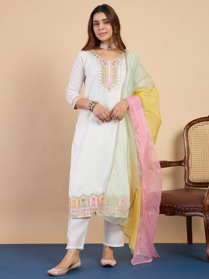 Kiyana Off-White Kurta Set - Sunainee