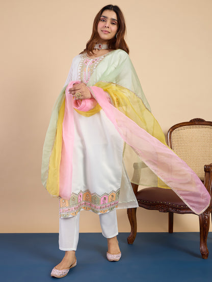 Kiyana Off-White Kurta Set - Sunainee