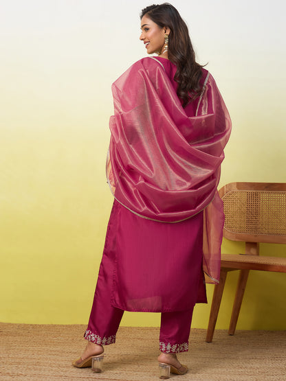 Aadhya Cherry Red Kurta Set - Sunainee