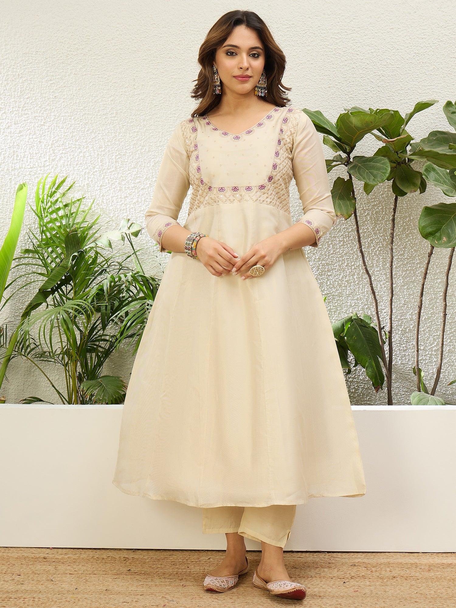 Cream Anarkali Kurta Set - Sunainee