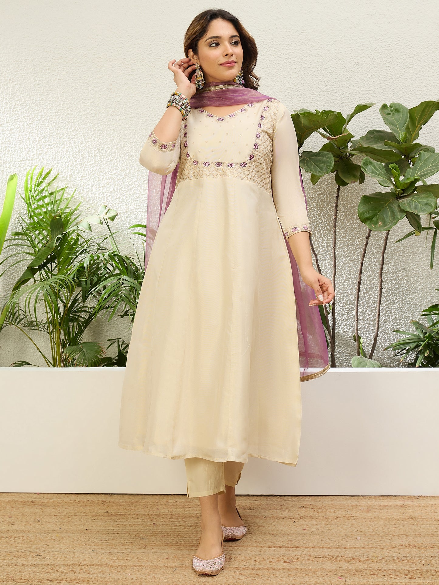 Cream Anarkali Kurta Set - Sunainee