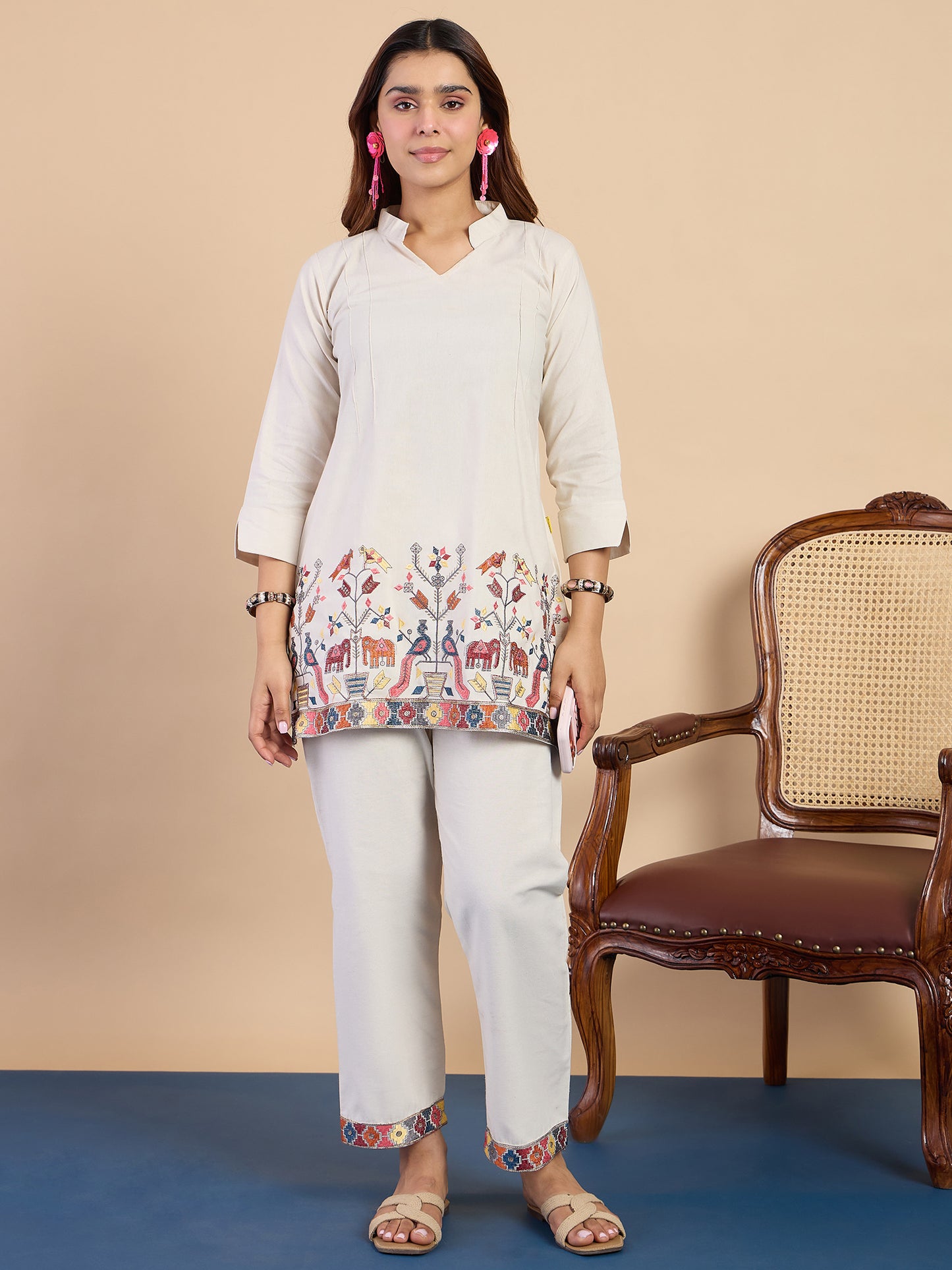 Aarvya Off-White Kurta Set - Sunainee
