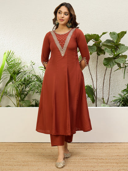 Gayatri Rust Kurta Set - Sunainee