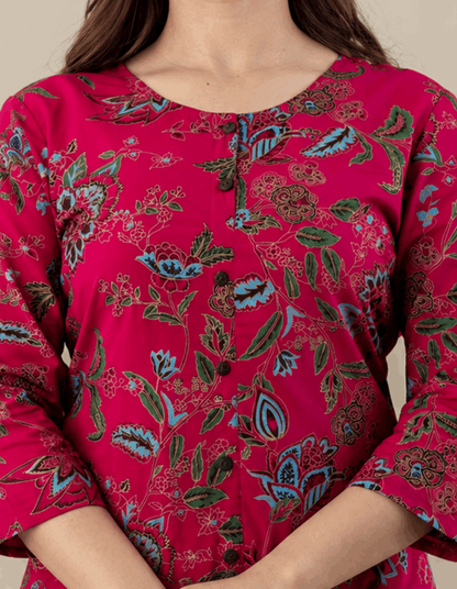 Sunainee Rani Pink Floral Printed Rayon Kurta & Palazzo Set